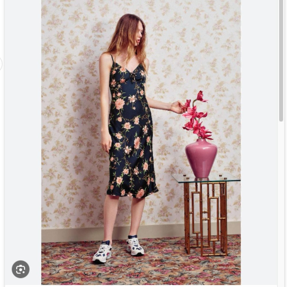 Urban Outfitters Betsy Satin Tie-front Midi Dress - Size Small